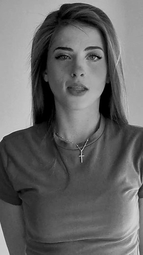 Emotional Lip Sync Performance to Adele's 'Set Me Free'