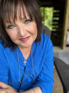 146K views · 22K reactions | Meet me at The Old Log Cabin | Karen Wheaton | Facebook