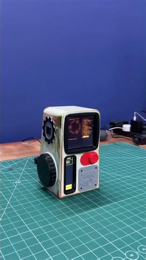Fallout-Inspired PC Raspberry Pi 5
