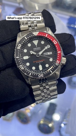 Seiko Divers 200 automatic watch. 5 years warranty. Life time color guarantee . Radium for Night Vision. Water proof. Scratch proof Sapphire Glass. Delivery all over Nepal . For pricing and detail what’s app / call 9707801294 | Lavish Looks Nepal