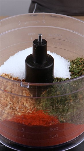 3.4K views · 43 reactions | Homemade seasoning, just like Sazon, use it on all your dishes and recipes | Easy Recipe | Facebook