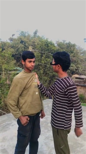 sara desh nar ke khai mein jhukha ja raha hai hai #youtubeshorts #viralshorts #comedyvideos #foryou