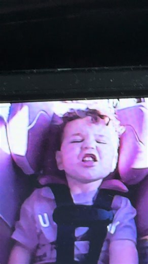 Mom farted in the car… yuckkkk, smells so bad. #mommy #farts #fypシ #funny #toddlersoftiktok