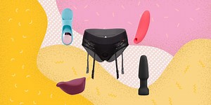 These are the best lesbian sex toys, according to queer women