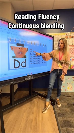 52K views · 1.1K reactions | Reading Fluency- Continuous blending Comment READ for link! These fluency pyramids are in my TPT! #reading #fluency #readingstrategies #scienceofreading #learntoread #intervention #homeschool #curriculum #readingfluency #kindergartenteacher | Mrs. Peters Class | Facebook