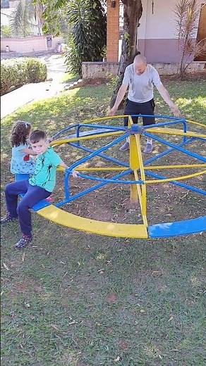 Kid Falls Out of Merry-Go-Round as Uncle Moves it Extremely Fast - 1420442
