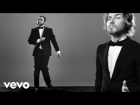 Julien Doré - Les limites (Julien chante / le Barbu danse) (Clip officiel)