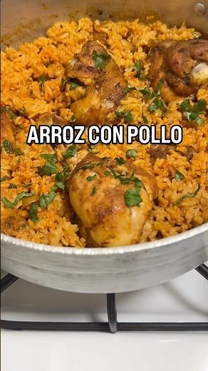 Puerto Rican Style Arroz con Pollo 🔥 #puertoricanfood #caribbeanfood