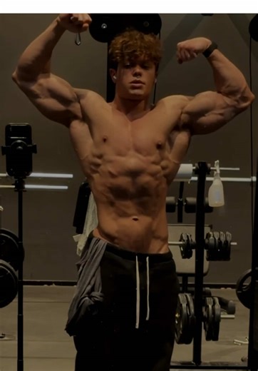 I see a fat shredded damn Andrew #gym #bodybuilding #fitness #motivation #viral