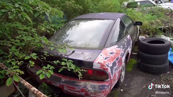 Exploring Abandoned Cars in Fukushima: A Haunting Reminder of the Tragedy