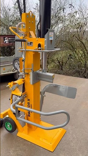 RAPTOR X 30 Ton Log Splitter PTO #logsplitter #raptorxmachinery #firewood #logs #woodprocessing
