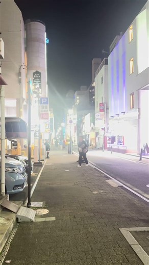ネオンに染まる。岡山市北区・繁華街のリアルな深夜景