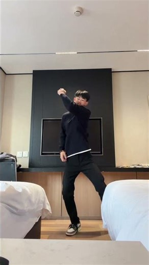 Deng deng deng #Spongebob SquarePants Dance Challenge#Easy to Learn Series.#Just jump and