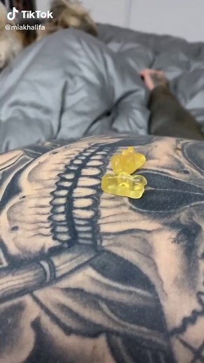 Theragun vs. Gummy Bear Comparison