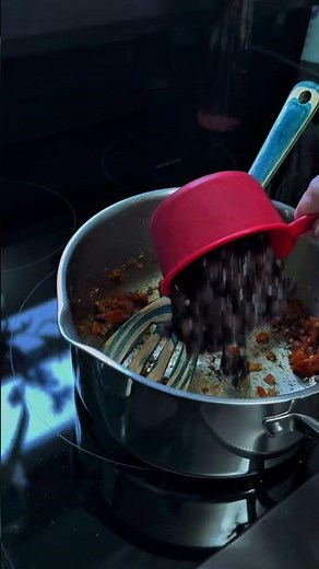Easy Cuban Congri (Black Beans & Rice) | Cozy ASMR Cooking #shorts