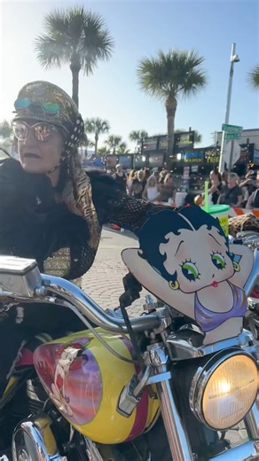 Betty Boop Rides a Harley Fxr! Older woman still riding #harleydavidson #bettyboop