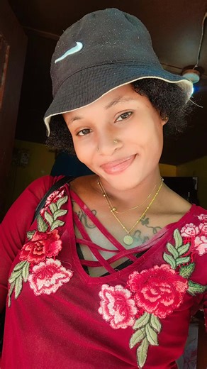 toocute samuels (@toocute.samuels)’s videos with How to love - Nina Las Vegas