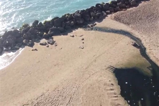 Il video degli sversamenti fognari sulla spiaggia delle dune di San Leone ad Agrigento