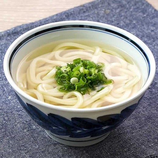 すぐできておいしい♪ 白だしで作る！うどんつゆのレシピ動画・作り方 | デリッシュキッチン