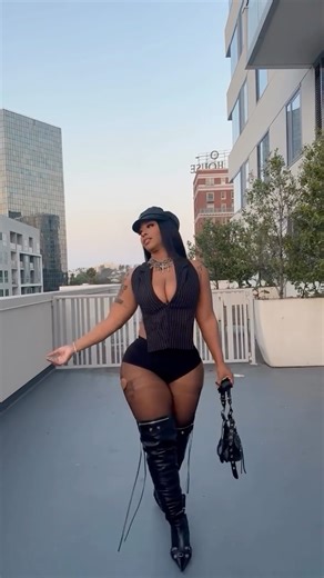 Asia Unique Walker on Instagram: "Your favorite🖤✨"