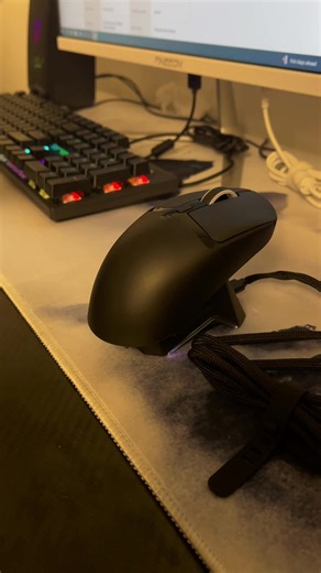 Mouse Charging Dock for Efficient Productivity