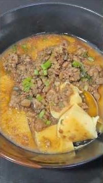 How to make soft and fluffy steamed egg with minced pork in 5 minutes.