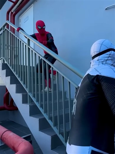 TEAM SPIDER-MAN Brothers Escape from HUGGY WUGGY & Long Tongue Ghost Serbian Dancing! (Scary Movie)