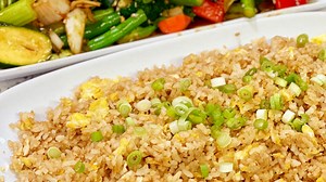 Cooking with Chef Bryan - Fried Rice with Stir-Fried Veggies in Savory Garlic Sauce