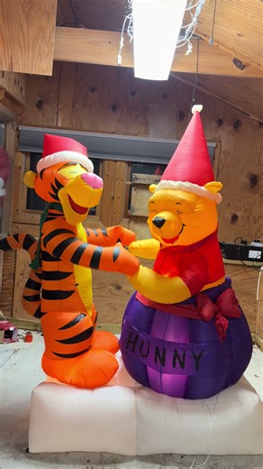 Winnie the Pooh Christmas Inflatable Decoration 2007