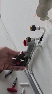 1.7M views · 10K reactions | Cutting, calibrating, pressing - the daily work steps in the HVAC trade!  But of course it's the most fun with our tools - right? 朗 | ROTHENBERGER | Facebook