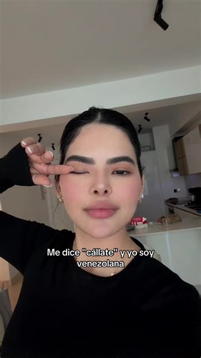 Video de kimberly delgado (@kimberlyrdelgadoaoficial) relacionado con “venezuela girls”