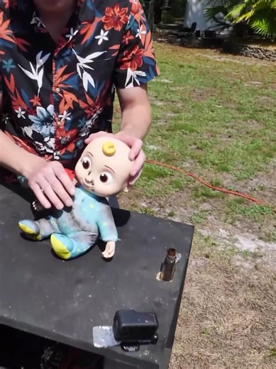 169K views · 4.5K reactions | THE ULTIMATE Electrified PICKLE Experiment | The Backyard Scientist | Facebook