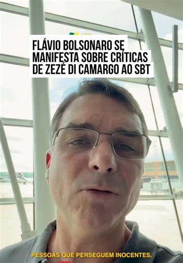 O #senador e pré-candidato à Presidência da República #FlávioBolsonaro (PL-RJ), se manifestou, na tarde desta segunda-feira (15/12), sobre polêmica iniciada pelo cantor sertanejo #ZezéDiCamargo com o #SBT. O artista decidiu romper sua relação com o SBT após a emissora abrir espaço para autoridades, especialmente o presidente Luiz Inácio Lula da Silva (PT) e o ministro Alexandre de Moraes, do Supremo Tribunal Federal (STF), no lançamento do SBT News. #TikTokNotícias 🤳 Reprodução