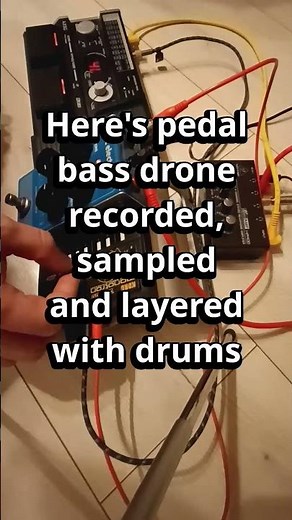 Pedal Drone Bass layered with drums #bass #drone