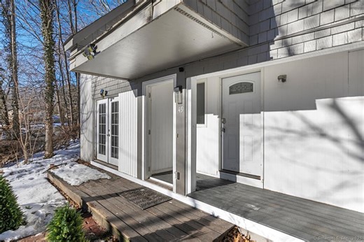 49 Hampton Rd, Hamden, CT 06518 - MLS 24076113 - Coldwell Banker