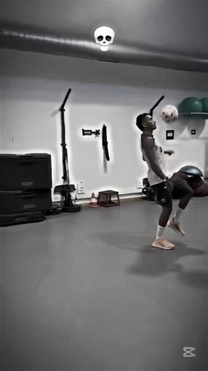 How To Do Raphinha Thiago Alcântara Flick Up 🔥 Easy Tutorial ⚽ #raphinha #football