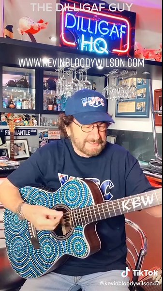 Kevin Bloody Wilson - Dilligaf (TikTok FUPC LAST VERSE)