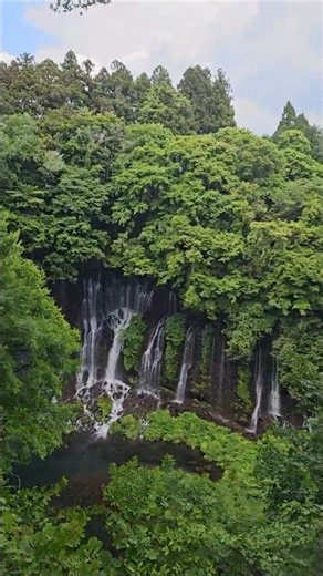 Shiraito Wasserfall in der Nähe vom Fuji | #japan #fuji