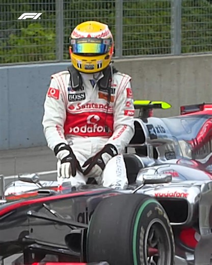 Keeping it chill after quali 😮‍💨 The coolest of cool down laps from Lewis Hamilton 🧊 | F1