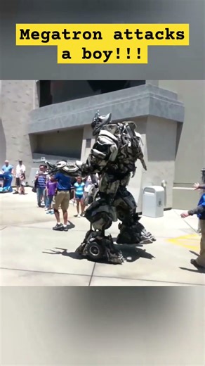 Megatron Attacks a Boy😱 #transformers #megatron #keepsupporting #fyp
