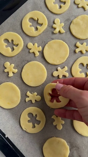 Simple Christmas Biscuit Idea