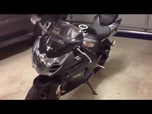An intermediate riders review of the 2012 GSXR1000