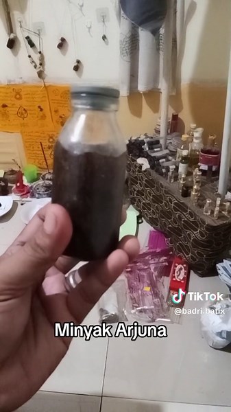 Minyak Arjuna: Daya Pikat dari Kalimantan