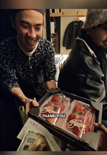 went back to my favorite sushi place in Tokyo and found @officialdrpepperman 📍(Fujisaku) 〒130-0013 東京都墨田区錦糸４丁目５−6 越後屋ビル １０２ #japanesefood #sushi #mukbang #foodreview #wholesome