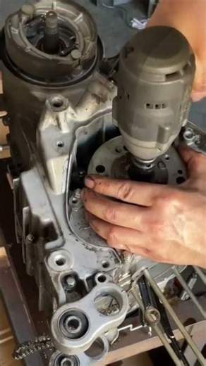 Motorcycle Engine Reassembly Process | Precision Mechanical Work