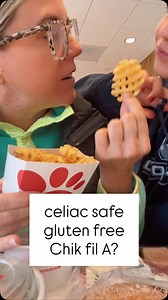 Ordering celiac-safe gluten free food at Chick-fil-A! (This one is dairy free too!) ☀️ Gloves changed ✔️ ☀️ Dedicated fryer for fries ✔️ ☀️ Separate bagged GF bun ☀️ Labeled & flagged ✔️ ☀️ Asking questions every single time. ✔️ When you have celiac disease, advocating is non-negotiable - and it keeps our kids safe. Follow for more real life gluten free adventures! #Celiac #celiacdisease #glutenfree #glutenfreefood #glutenfreelife | Gluten Free Sunshine