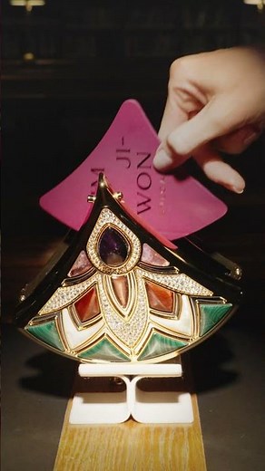 Reimagining timeless symbols into wearable objets d’art. | Bvlgari Icons Minaudière Collection