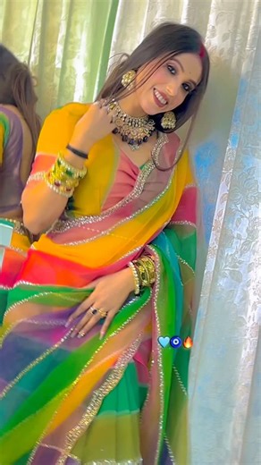 Jyoti Jagetiya | 😍🧿🔥🫶#cute #girl #reels 🌸Pretty Saree From @shopping_point._ | Instagram
