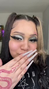 81 reactions · 11 comments | Easy step by step✨BADDIE✨eyeshadow tutorial | Kay Stoner | Facebook