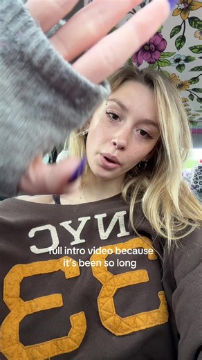 can you belive it’s been a year already since i added the twirls to my intro #asmr #ellesintro #fyp #lofiasmr #tinglyasmr